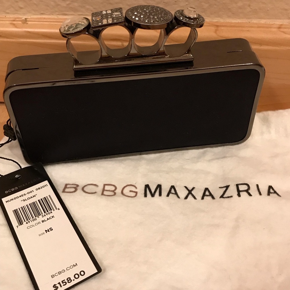 BBCBG MAXAZRIA Black “SLOAN” small clutch